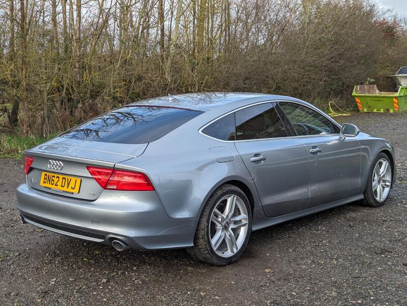 AUDI A7 3.0 TDI V6 S line  2012