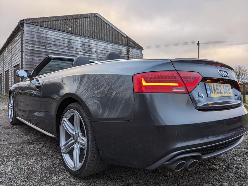 AUDI A5 2.0 TDI S line  2012