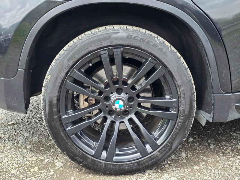 BMW X6 3.0 X6 M50d 2013