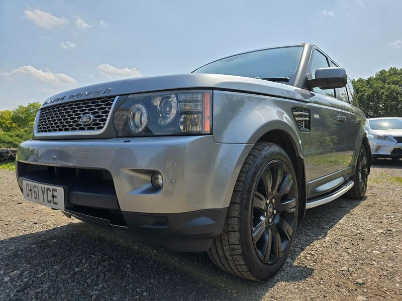 LAND ROVER RANGE ROVER SPORT 3.0 SD V6 HSE Luxury 2011