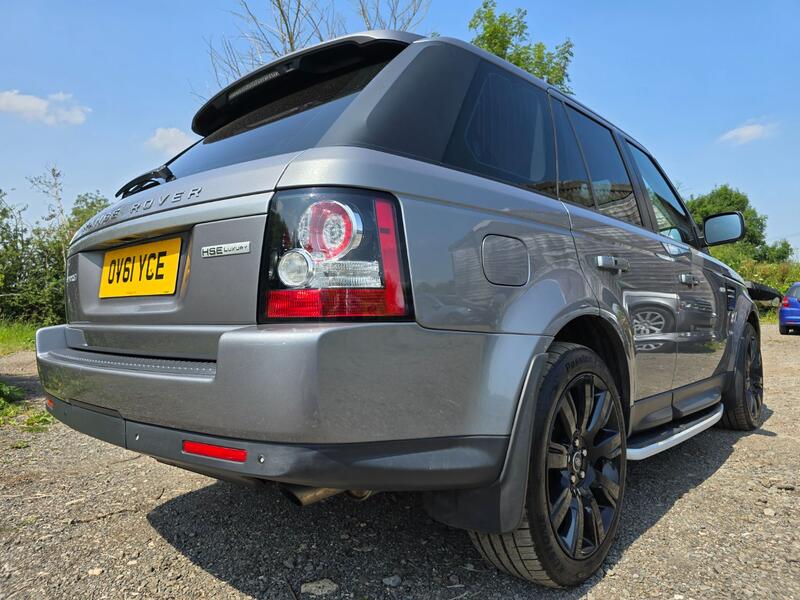 LAND ROVER RANGE ROVER SPORT 3.0 SD V6 HSE Luxury 2011