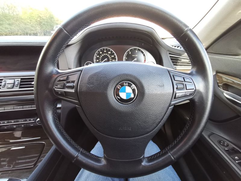 BMW 7 SERIES 730D SE 2011