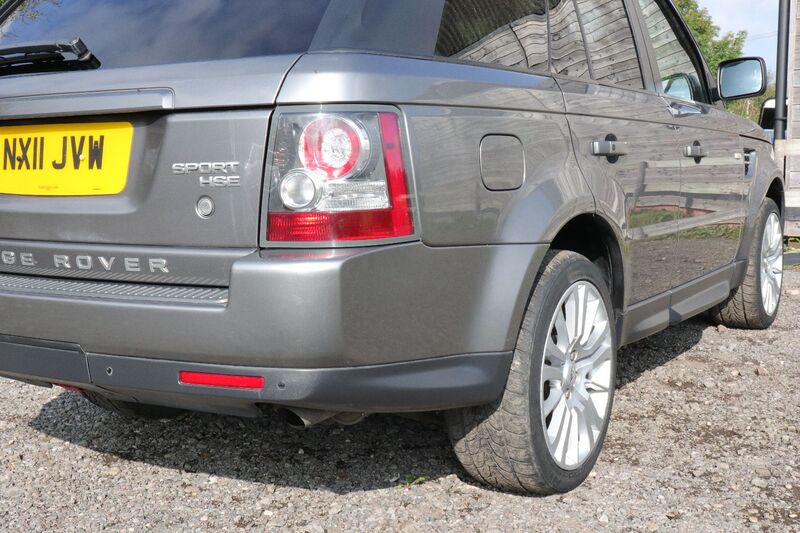 LAND ROVER RANGE ROVER SPORT TDV6 HSE 2011