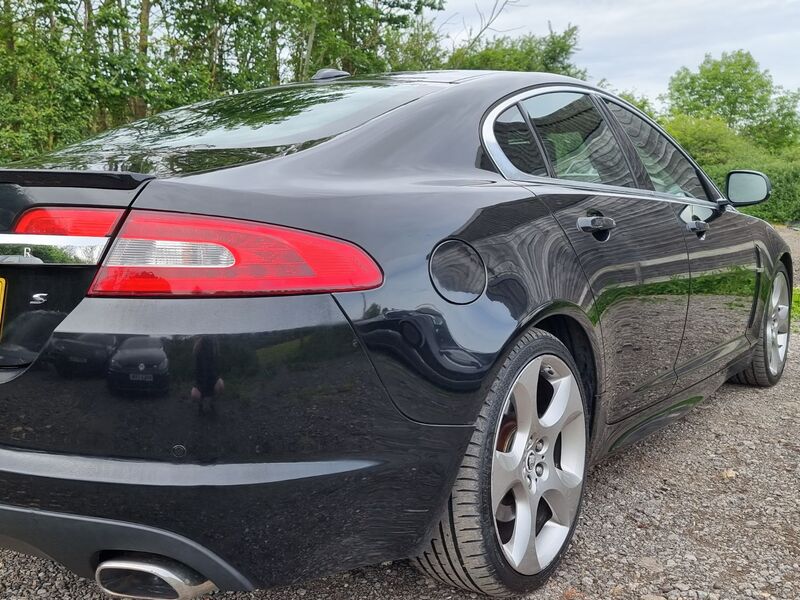 JAGUAR XF V6 S PORTFOLIO 2010