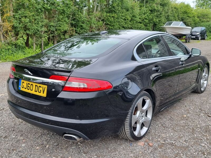 JAGUAR XF V6 S PORTFOLIO 2010