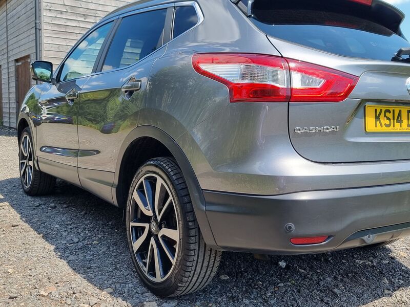 NISSAN QASHQAI TEKNA DIG-T 2014