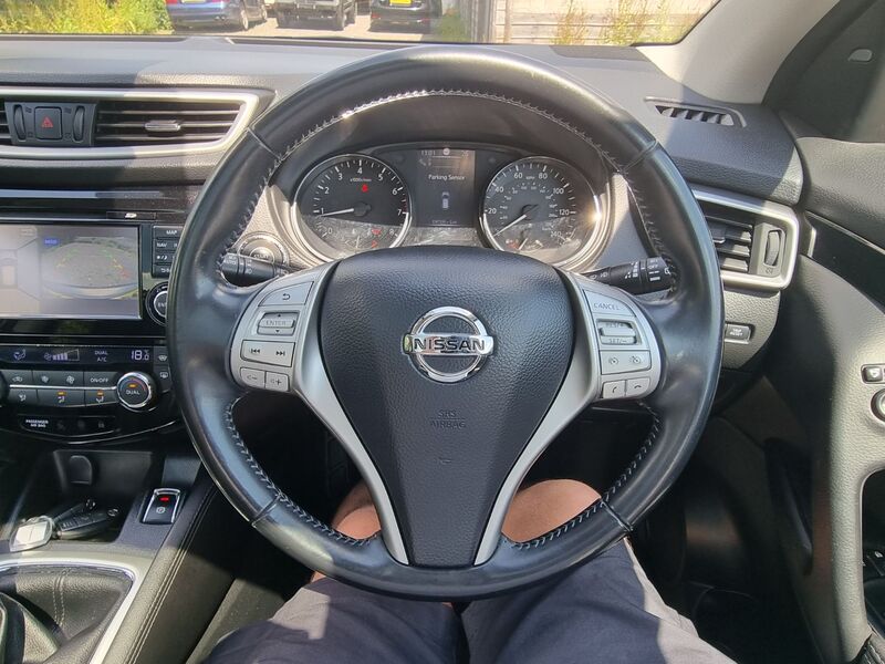 NISSAN QASHQAI TEKNA DIG-T 2014