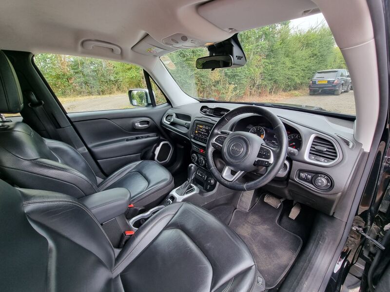 JEEP RENEGADE LIMITED 2016