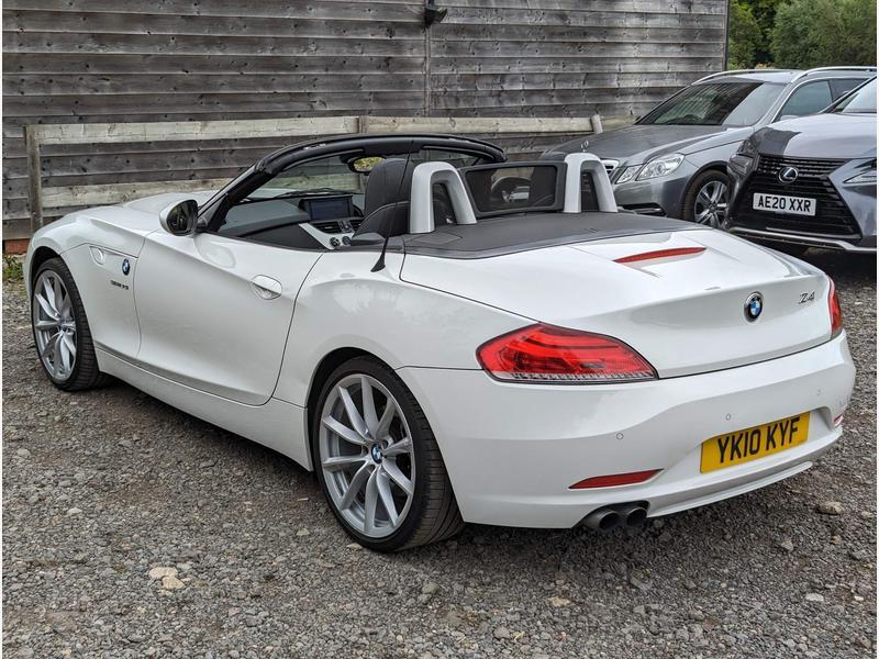 BMW Z4 3.0 Z4 sDrive30i Roadster 2010