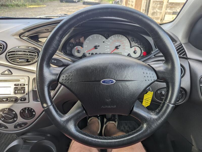 FORD FOCUS Zetec 1999