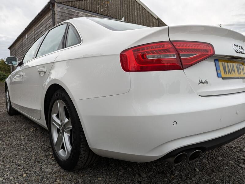 AUDI A4 2.0 TDI SE Technik 2014