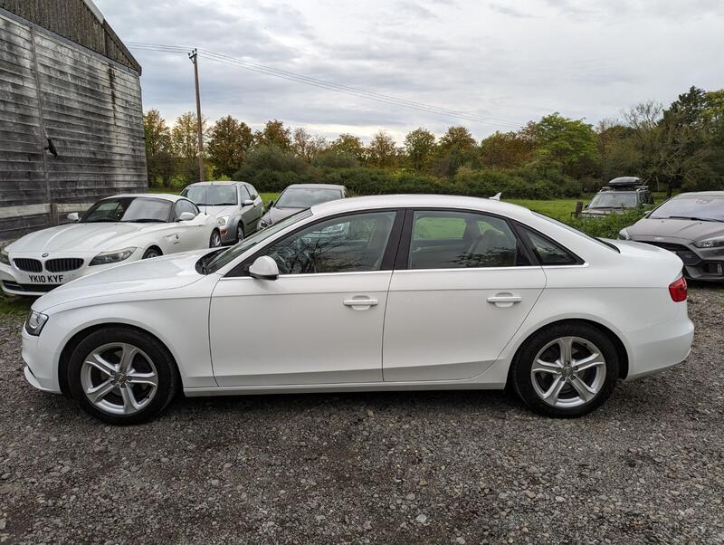 AUDI A4 2.0 TDI SE Technik 2014