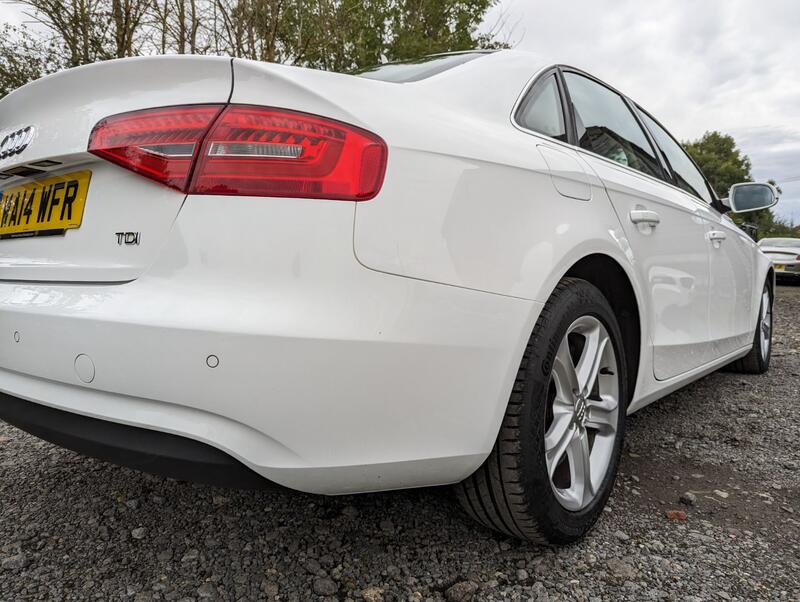 AUDI A4 2.0 TDI SE Technik 2014